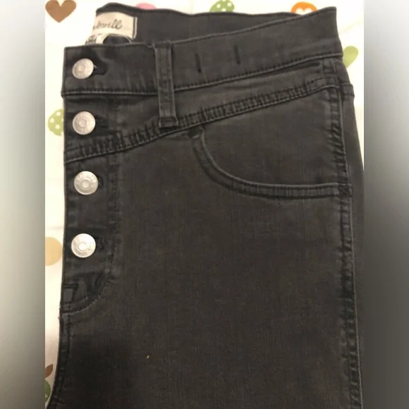 Madewell 10" High-Rise Yoke Detail Button Front Roadtripper Jeans - Picture 5 of 15